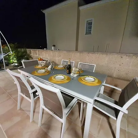 Vanesa Heated Pool Ocean Views Private Costa Adeje (Tenerife)