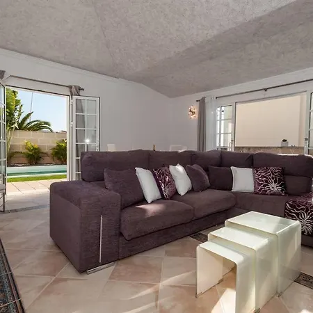 Vanesa Heated Pool Ocean Views Private *