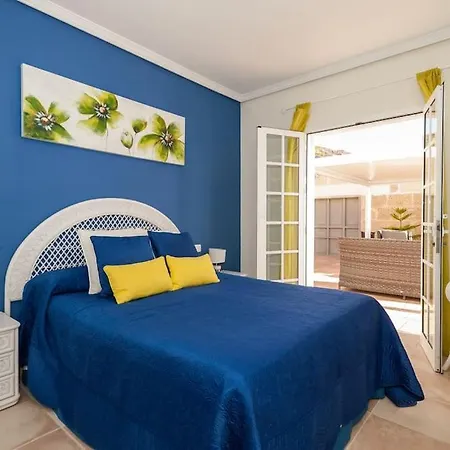 Vanesa Heated Pool Ocean Views Private
