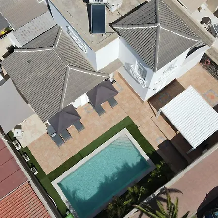 Vanesa Heated Pool Ocean Views Private *