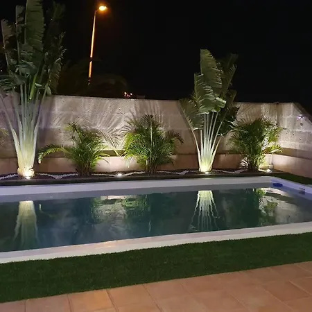 Vanesa Heated Pool Ocean Views Private * 阿德耶